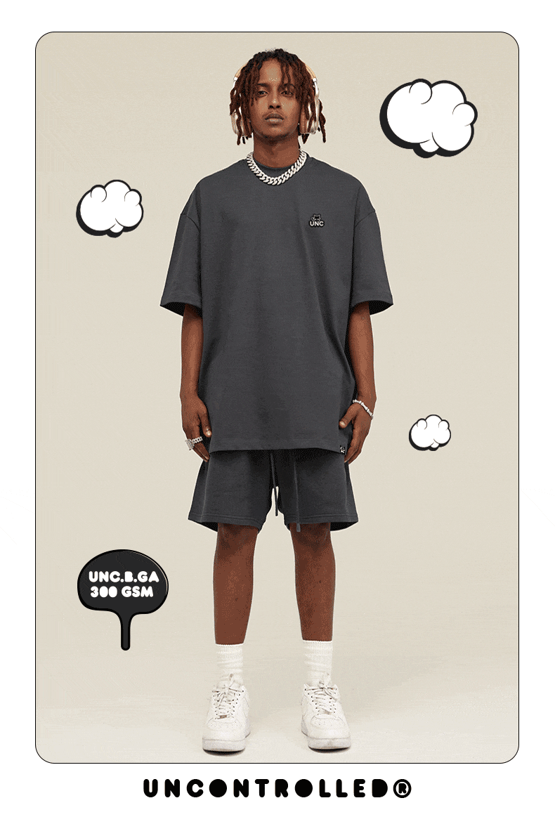 T-shirt-haut-de-gamme-oversize