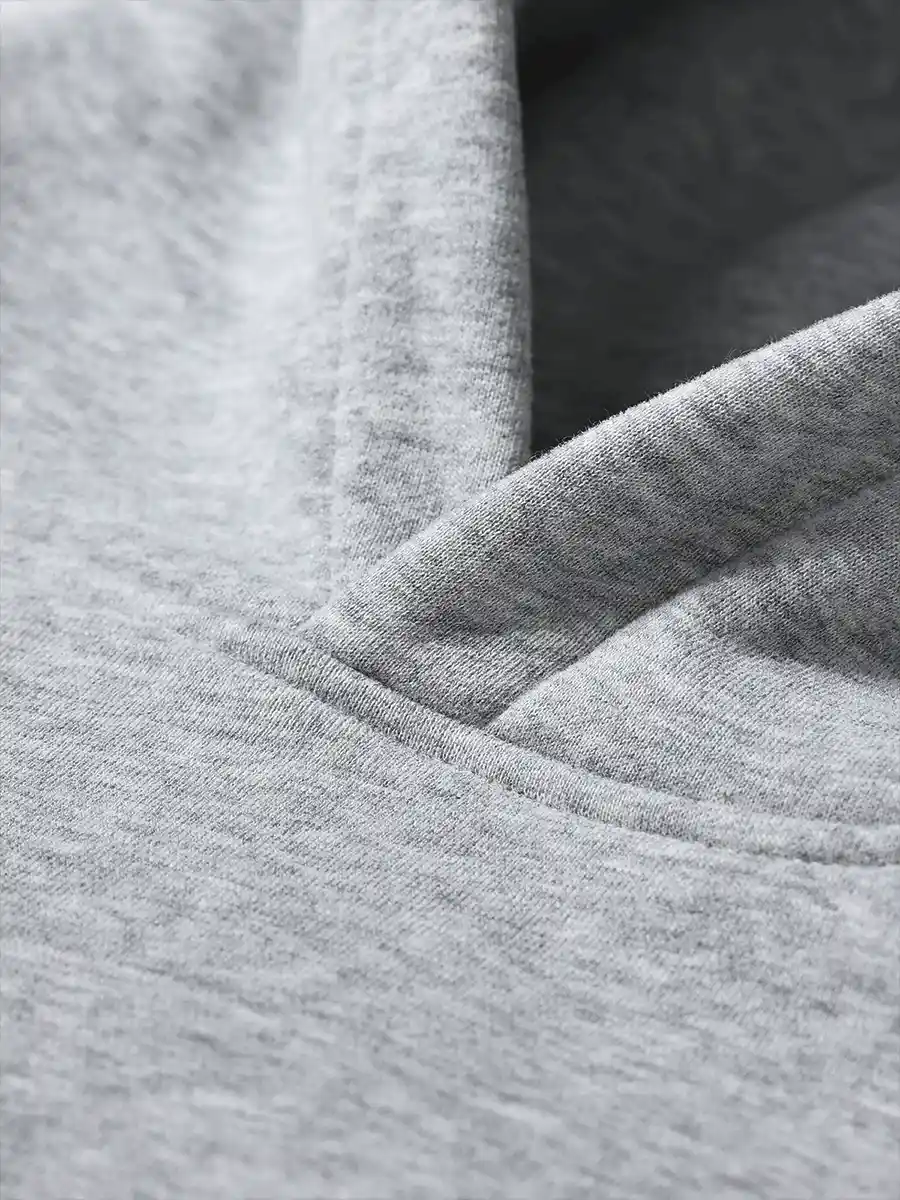 Detail capuche hoodie UNC Basic